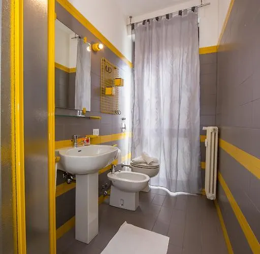 The Square Apartman Como